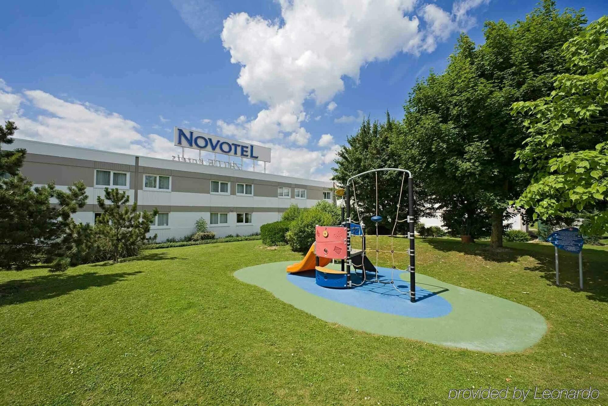 Novotel Amiens Pôle Jules Verne Boves Eksteriør billede